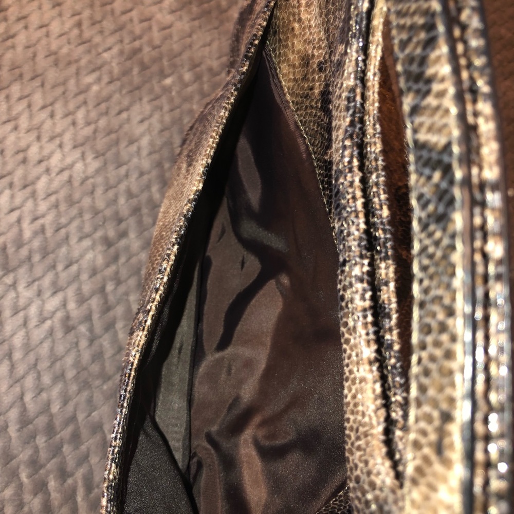 Preloved Nine West Reptile Clutch B11 - Picture 3 of 8